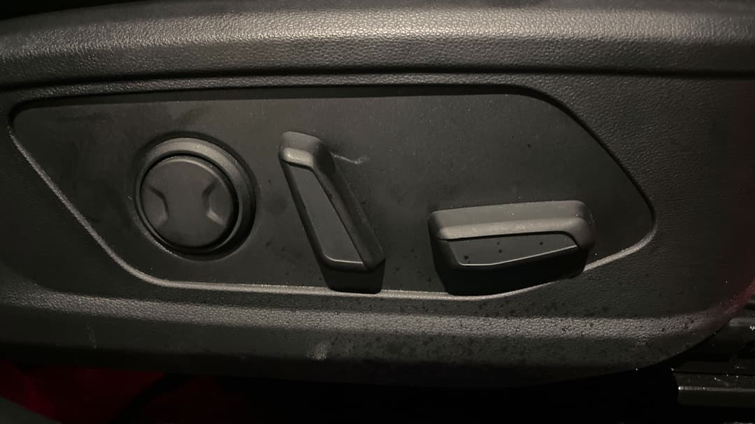 2024 Hyundai Tucson Premium N Line (AWD), Automatic, 8847 km, Drivers Side Adjustment Panel