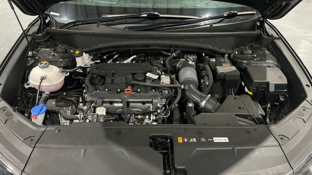 2024 Hyundai Tucson Premium N Line (AWD), Automatic, 8847 km, Open Bonnet (Engine)
