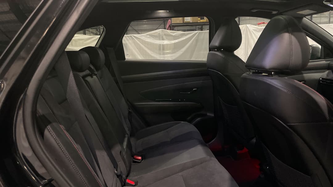 2024 Hyundai Tucson Premium N Line (AWD), Automatic, 8847 km, Right Side Rear Door Cabin View