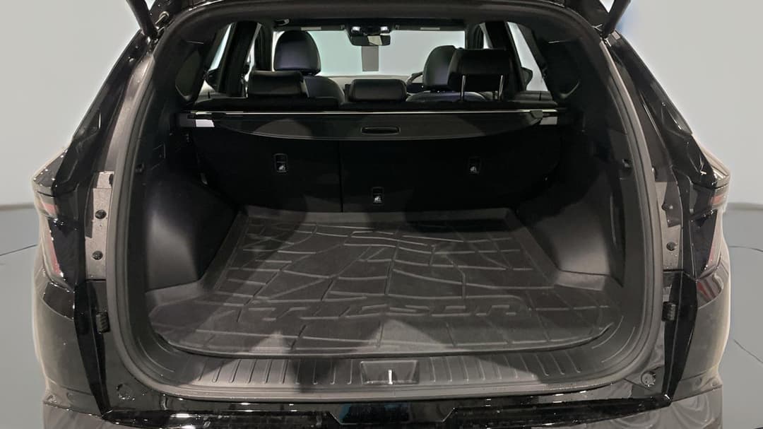 2024 Hyundai Tucson Premium N Line (AWD), Automatic, 8847 km, Boot Inside View