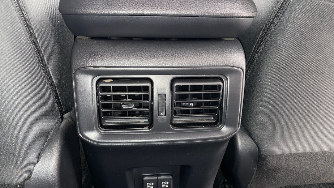 Rear A/C Vent