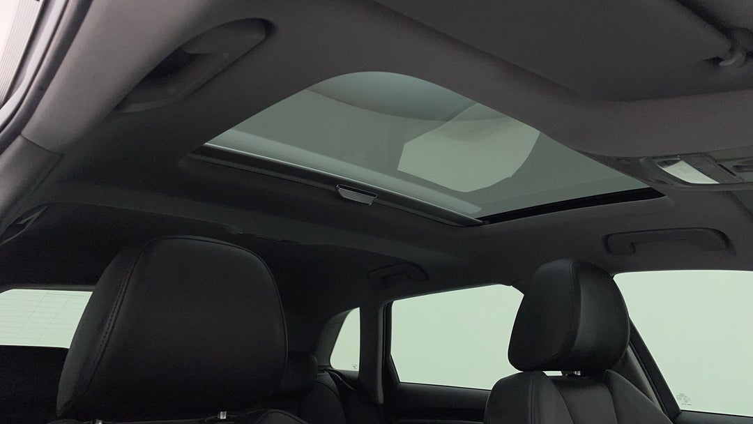 Interior Sunroof/Moonroof