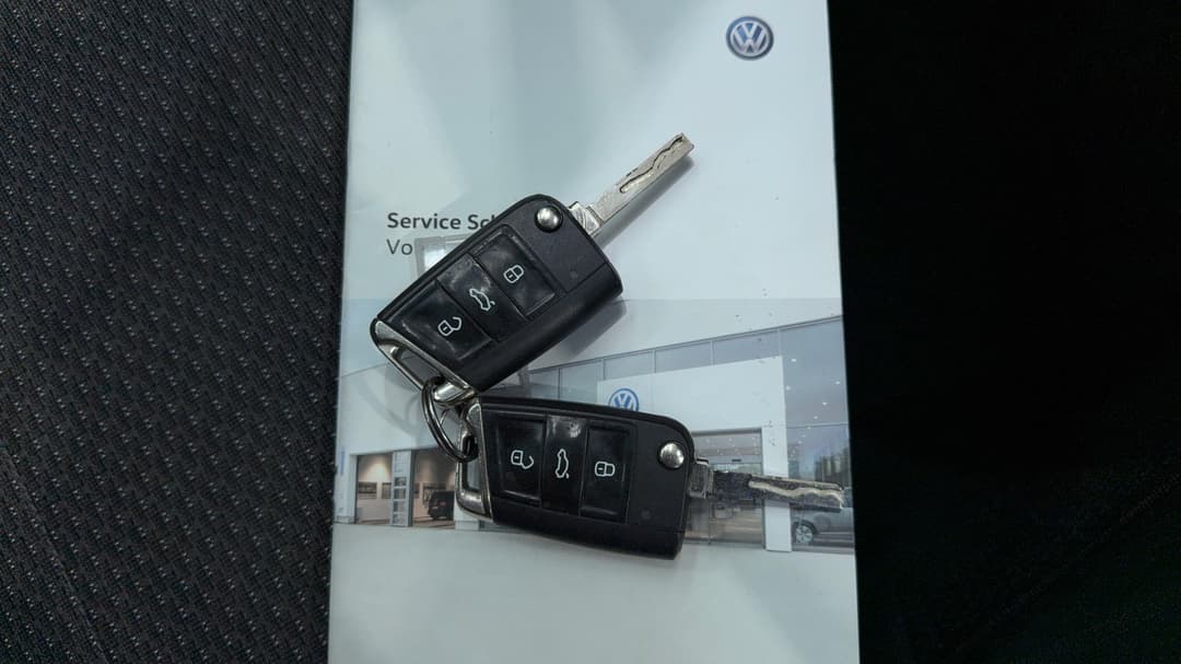 2018 Volkswagen Tiguan Allspace 110 Tdi Comfortline, Automatic, 108807 km, Key Close-up