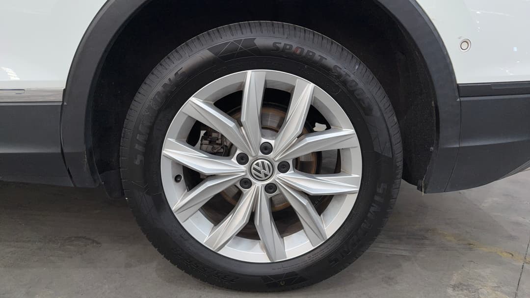 2018 Volkswagen Tiguan Allspace 110 Tdi Comfortline, Automatic, 108807 km, Left Rear Wheel