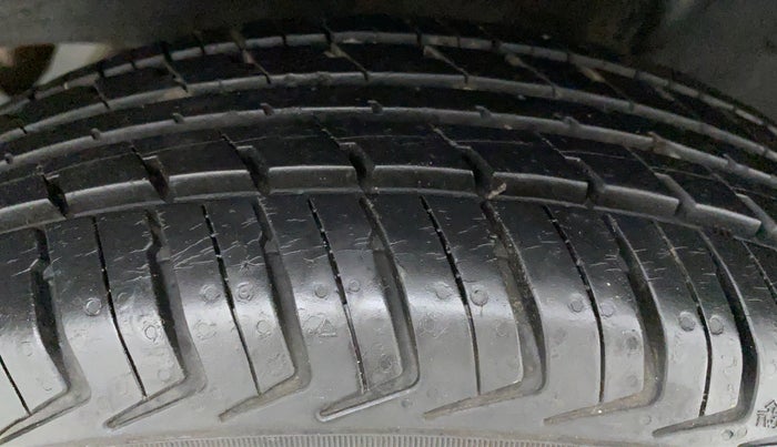 2018 Datsun Redi Go A, Petrol, Manual, 24,492 km, Left Rear Tyre Tread