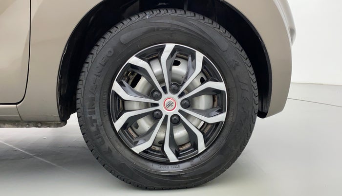 2018 Datsun Redi Go A, Petrol, Manual, 24,492 km, Right Front Wheel
