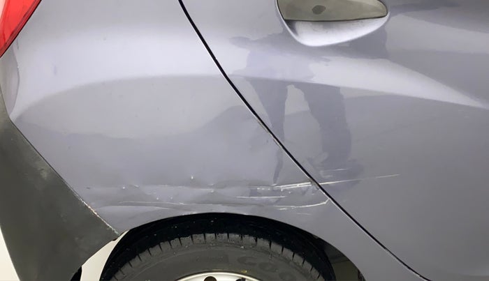 2011 Hyundai Eon D-LITE, Petrol, Manual, 10,800 km, Right quarter panel - Slightly dented
