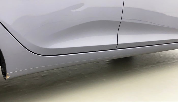 2011 Hyundai Eon D-LITE, Petrol, Manual, 10,800 km, Right running board - Minor scratches