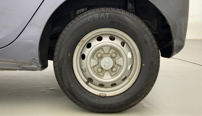 2011 Hyundai Eon D-LITE, Petrol, Manual, 10,800 km, Left Rear Wheel