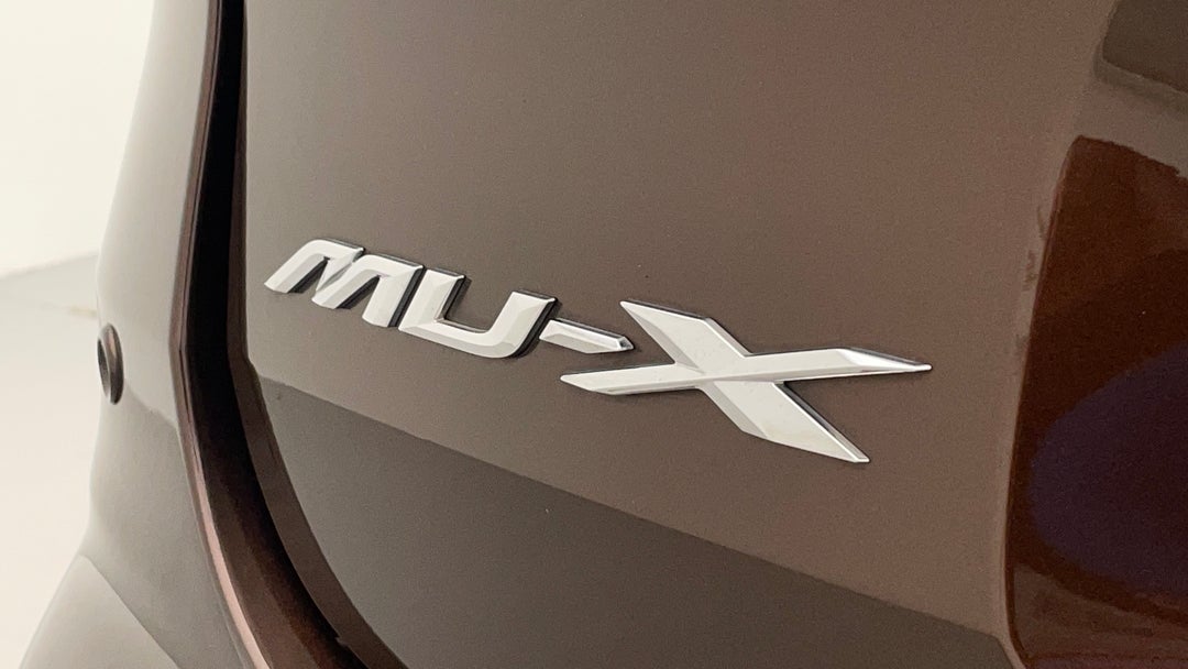 Badge (Boot Left Side)