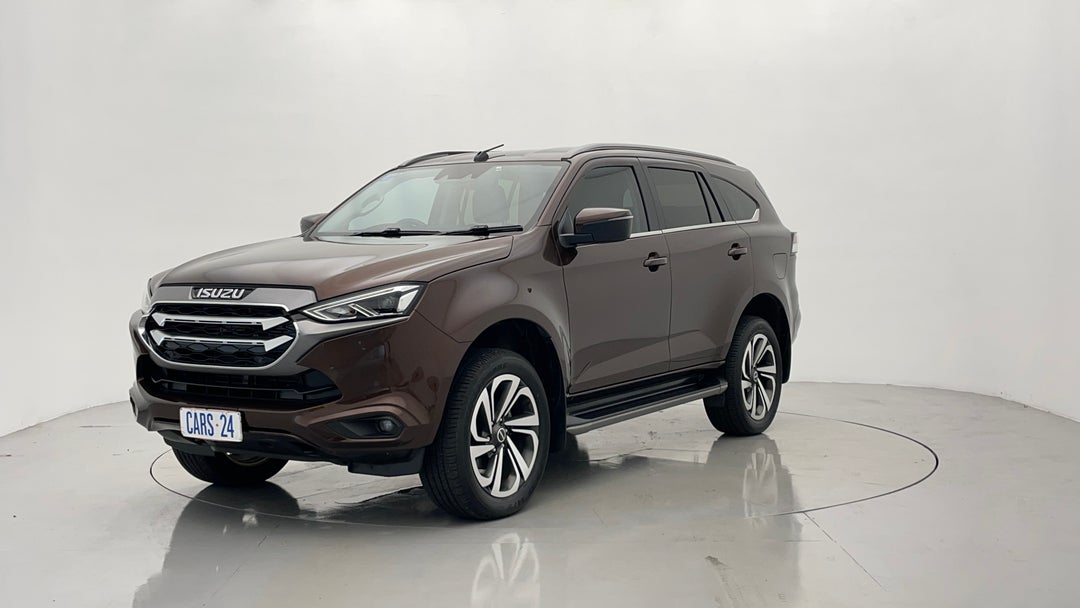 Left Front Diagonal (45- Degree) View