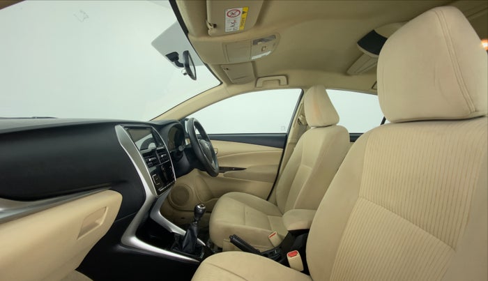 2018 Toyota YARIS G MT, Petrol, Manual, 55,466 km, Right Side Front Door Cabin