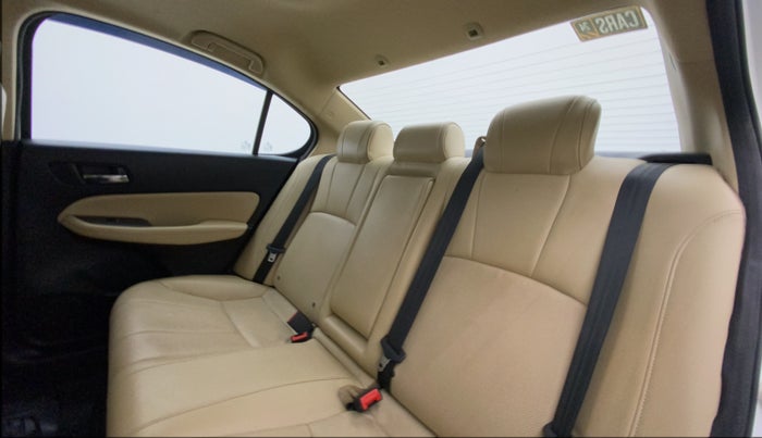 2021 Honda City 1.5L I-VTEC ZX CVT, Petrol, Automatic, 24,911 km, Right Side Rear Door Cabin