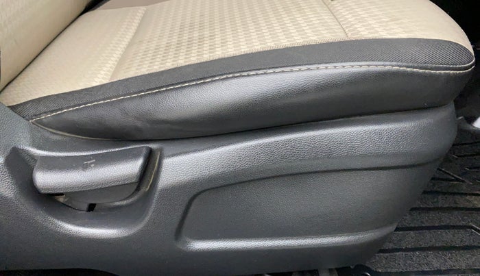 2018 Hyundai Elite i20 ERA 1.2, Petrol, Manual, 33,185 km, Driver Side Adjustment Panel
