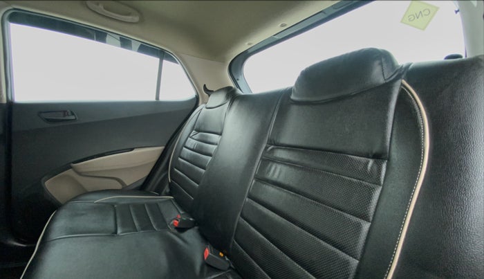 2019 Hyundai Grand i10 MAGNA CNG, CNG, Manual, 29,505 km, Right Side Rear Door Cabin