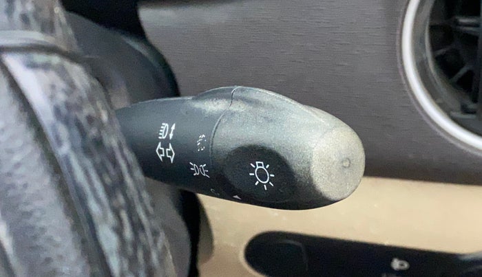 2010 Hyundai i10 MAGNA 1.2, Petrol, Manual, 66,139 km, Combination switch - Turn Indicator not functional