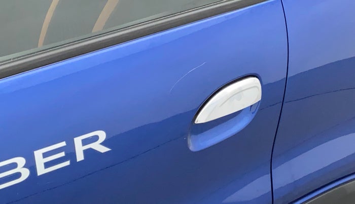 2018 Renault Kwid CLIMBER 1.0 AMT, Petrol, Automatic, 44,368 km, Front passenger door - Minor scratches