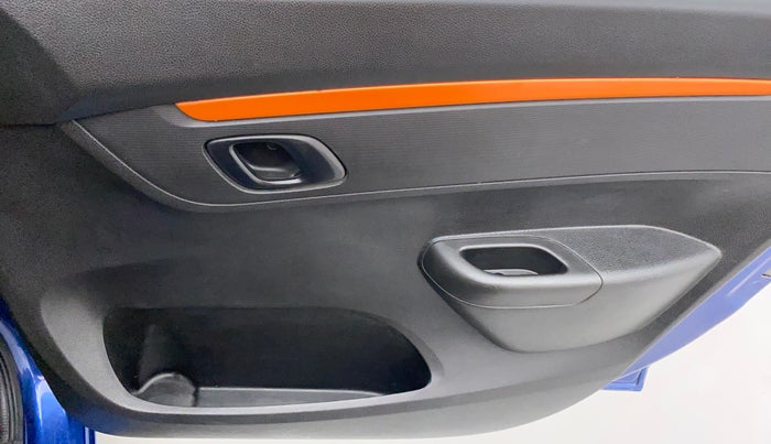 2018 Renault Kwid CLIMBER 1.0 AMT, Petrol, Automatic, 44,368 km, Driver Side Door Panels Control