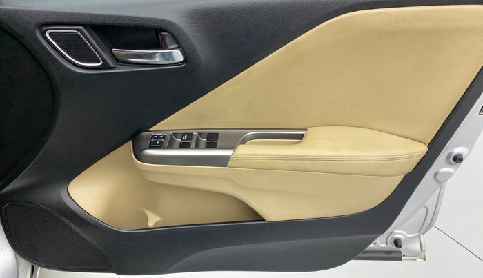 2017 Honda City ZX CVT, Petrol, Automatic, 26,572 km, Driver Side Door Panels Control
