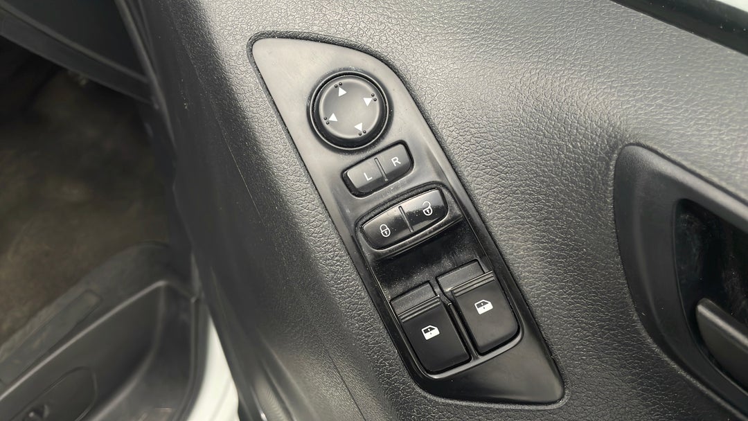 Drivers Side Door Panel Controls