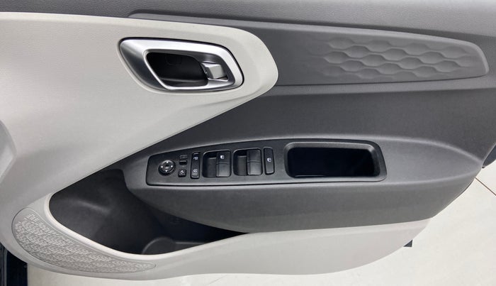 2020 Hyundai GRAND I10 NIOS SPORTZ 1.2 AT, Petrol, Automatic, 44,341 km, Driver Side Door Panels Control