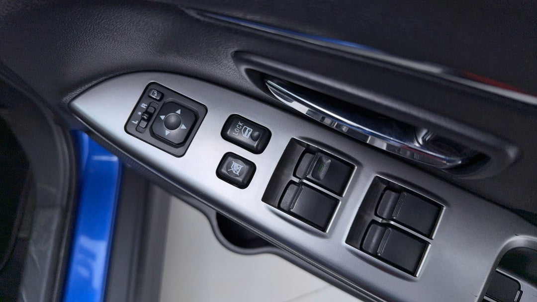 Drivers Side Door Panel Controls