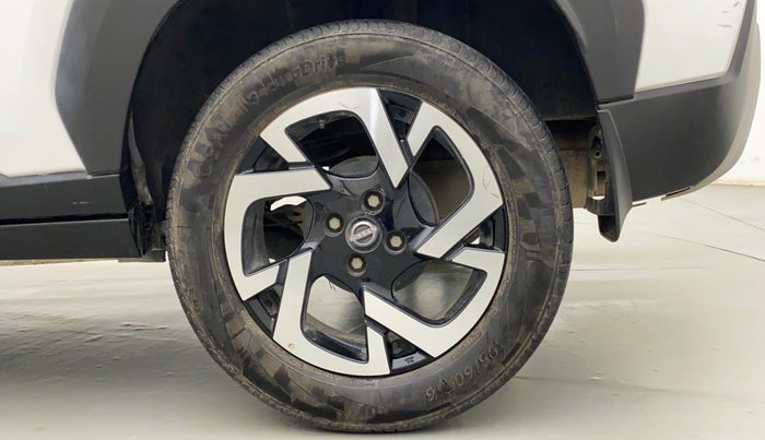 2022 Nissan MAGNITE XV PREMIUM TURBO CVT, Petrol, Automatic, 39,698 km, Left Rear Wheel