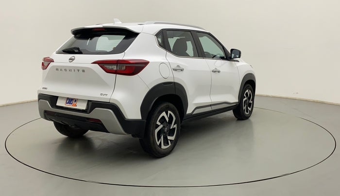 2022 Nissan MAGNITE XV PREMIUM TURBO CVT, Petrol, Automatic, 39,698 km, Right Back Diagonal