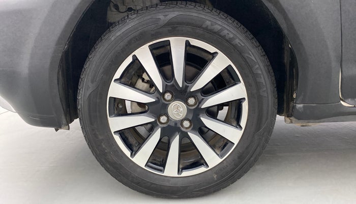 2017 Toyota Etios CROSS 1.2 G, Petrol, Manual, 3,431 km, Left Front Wheel