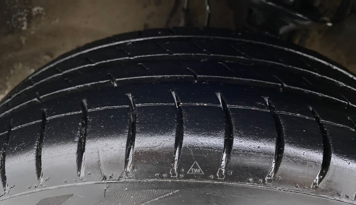 2019 Maruti Alto K10 VXI, Petrol, Manual, 39,159 km, Left Front Tyre Tread