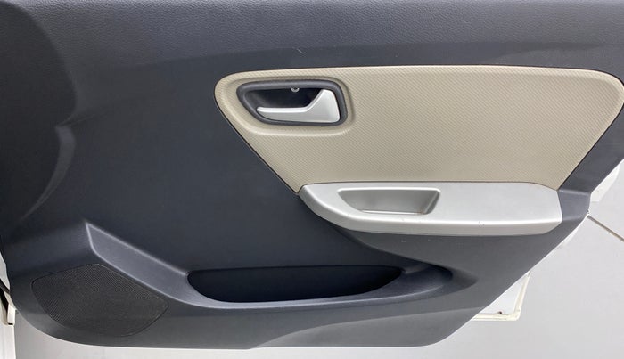 2019 Maruti Alto K10 VXI, Petrol, Manual, 39,159 km, Driver Side Door Panels Control