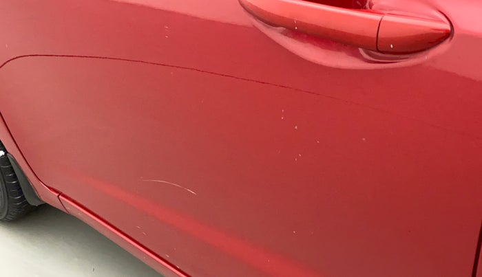 2019 Hyundai Xcent S 1.2, Petrol, Manual, 50,971 km, Front passenger door - Minor scratches