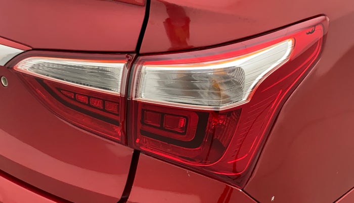 2019 Hyundai Xcent S 1.2, Petrol, Manual, 50,971 km, Right tail light - Minor damage