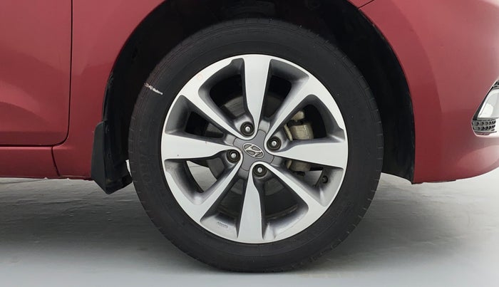 2017 Hyundai Elite i20 ASTA 1.2 DUAL TONE, Petrol, Manual, Right Front Wheel