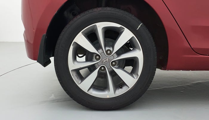 2017 Hyundai Elite i20 ASTA 1.2 DUAL TONE, Petrol, Manual, Right Rear Wheel