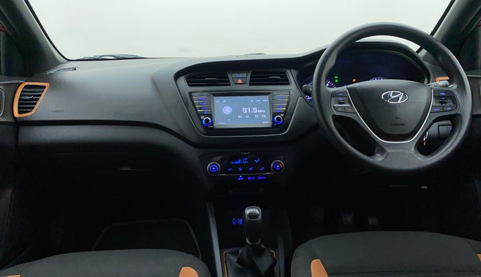 2017 Hyundai Elite i20 ASTA 1.2 DUAL TONE, Petrol, Manual, Dashboard