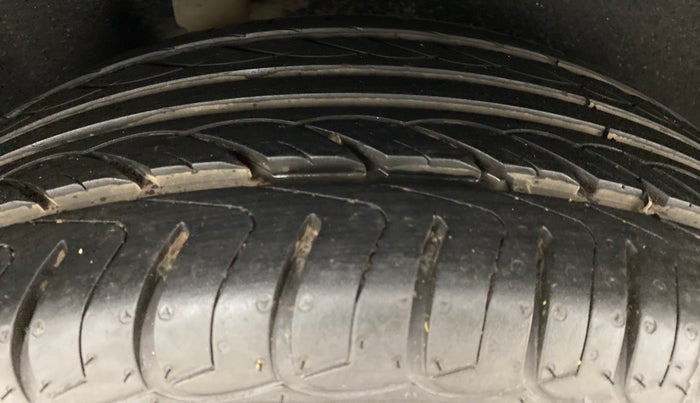 2014 Ford Ecosport 1.5TITANIUM TDCI, Diesel, Manual, 80,737 km, Right Rear Tyre Tread
