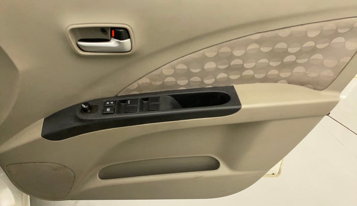 2016 Maruti Celerio ZXI, Petrol, Manual, 33,401 km, Driver Side Door Panels Control