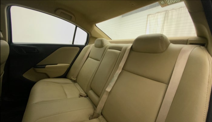 2015 Honda City 1.5L I-VTEC SV CVT, Petrol, Automatic, 70,778 km, Right Side Rear Door Cabin