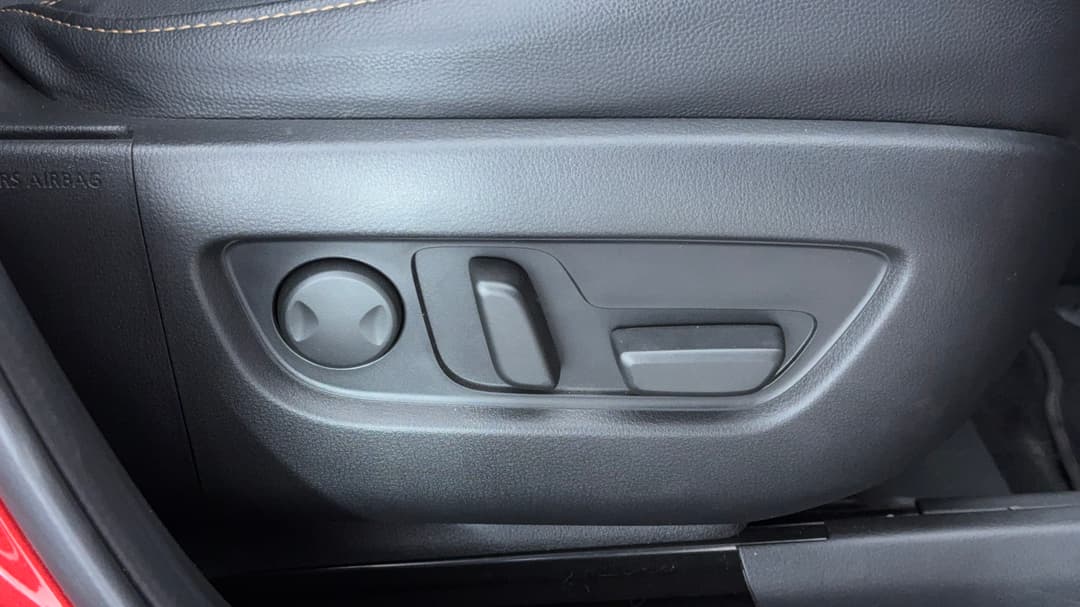2024 Mazda Cx-60 P50e Evolve Phev, Automatic, 31198 km, Drivers Side Adjustment Panel