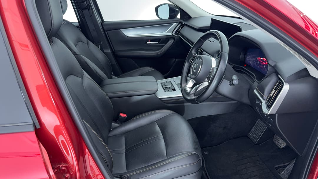 2024 Mazda Cx-60 P50e Evolve Phev, Automatic, 31198 km, Right Side Front Door Cabin View