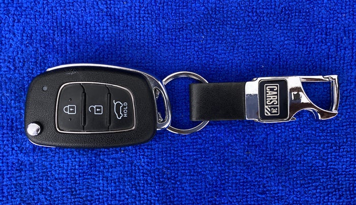 2020 Hyundai NEW I20 SPORTZ 1.2 MT, Petrol, Manual, 4,172 km, Key Close Up