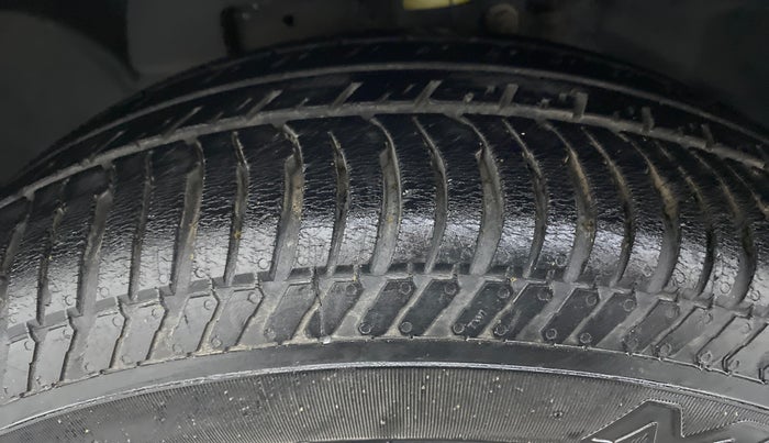2019 Ford Ecosport 1.5TITANIUM TDCI, Diesel, Manual, 64,590 km, Left Front Tyre Tread