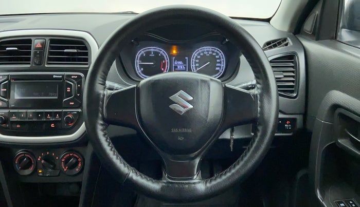 2016 Maruti Vitara Brezza VDI, Diesel, Manual, 71,215 km, Steering Wheel Close Up