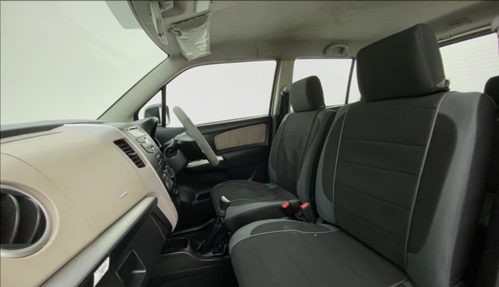 2013 Maruti Wagon R 1.0 VXI, Petrol, Manual, 18,887 km, Right Side Front Door Cabin