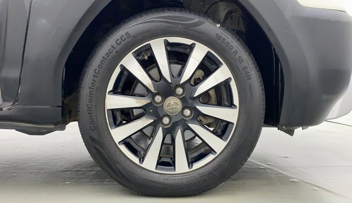 2014 Toyota Etios CROSS VD, Diesel, Manual, 83,974 km, Right Front Wheel