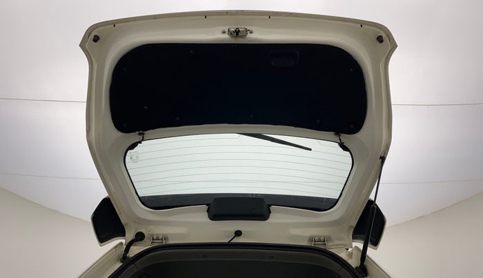 2014 Toyota Etios CROSS VD, Diesel, Manual, 83,974 km, Boot Door Open