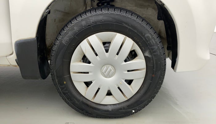 2017 Maruti Alto 800 LXI, Petrol, Manual, 37,481 km, Right Front Wheel