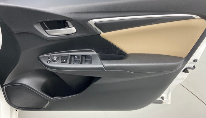 2016 Honda Jazz 1.2L I-VTEC V AT, Petrol, Automatic, 54,412 km, Driver Side Door Panels Control