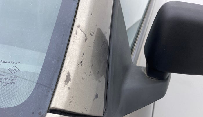 2016 Renault Kwid RXT, Petrol, Manual, 30,433 km, Left A pillar - Paint is slightly faded